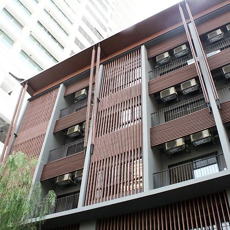 Sereine Sukhumvit 39 Aparthotel Банкок Екстериор снимка